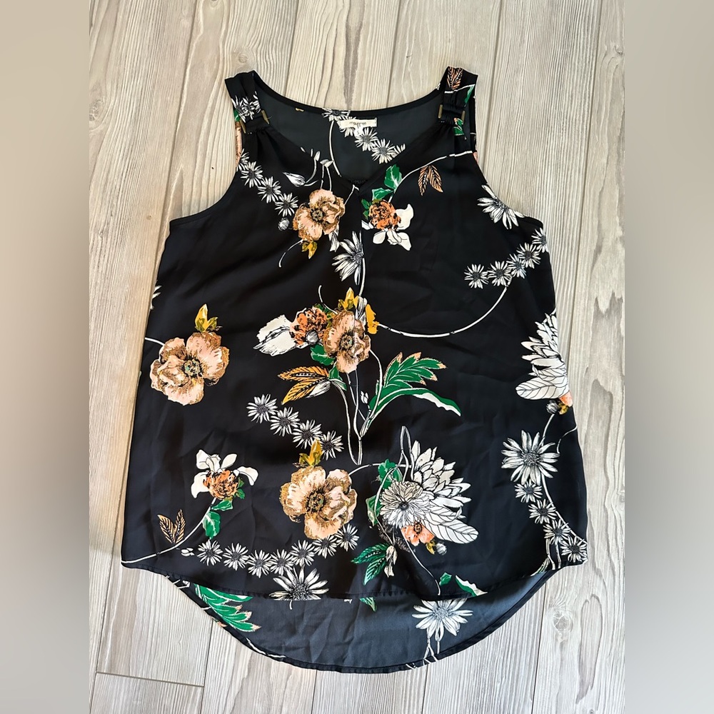 Maurices tank size S